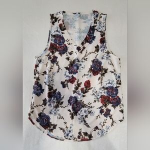 Elegant Floral V-Neck Tank Top